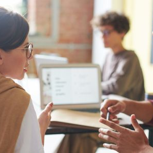 Cara Cepat Meningkatkan Skor IELTS: Panduan Lengkap 2026 untuk Pemula dan Mahir