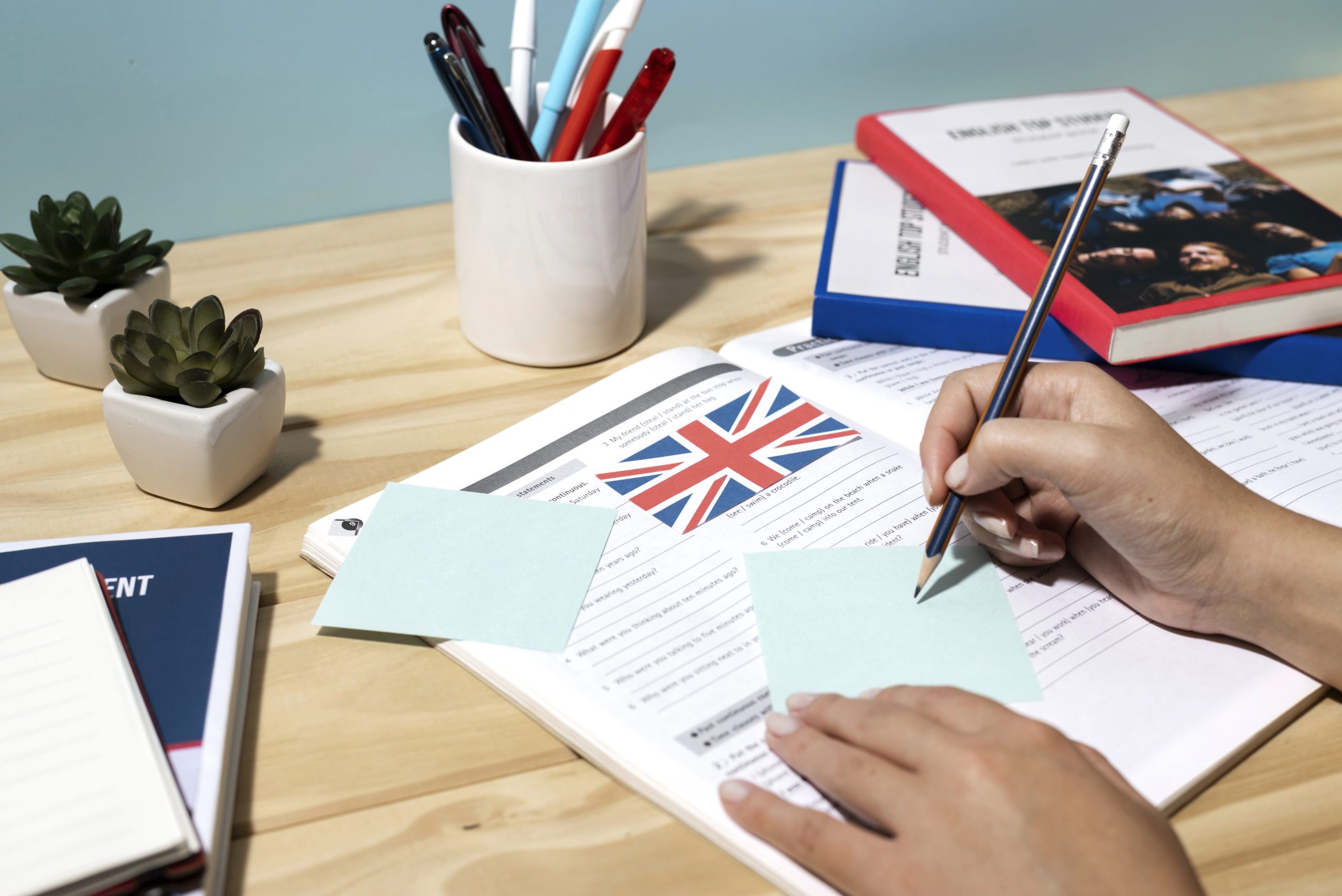Strategi Skor Band 7+ IELTS: Cara Efektif Menguasai Semua Section dalam Waktu Singkat