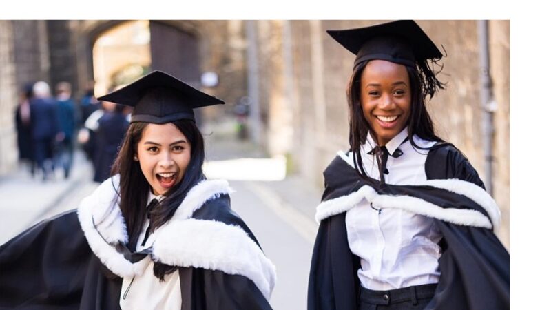 IELTS untuk Beasiswa Luar Negeri: Band Score Berapa yang Dibutuhkan dan Cara Mencapainya dengan Strategi Realistis